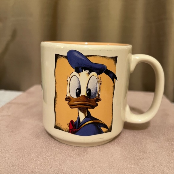Vintage Disney Donald Duck Blue and Cream Mug EUC - Picture 4 of 5